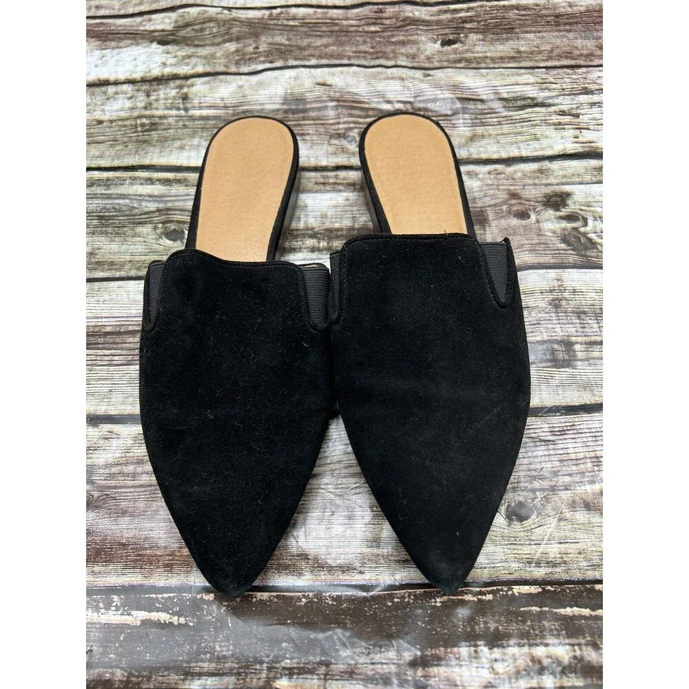 Crown Vintage Black Slip On Low Heel Pointed Toe Shoes Women's Size 8